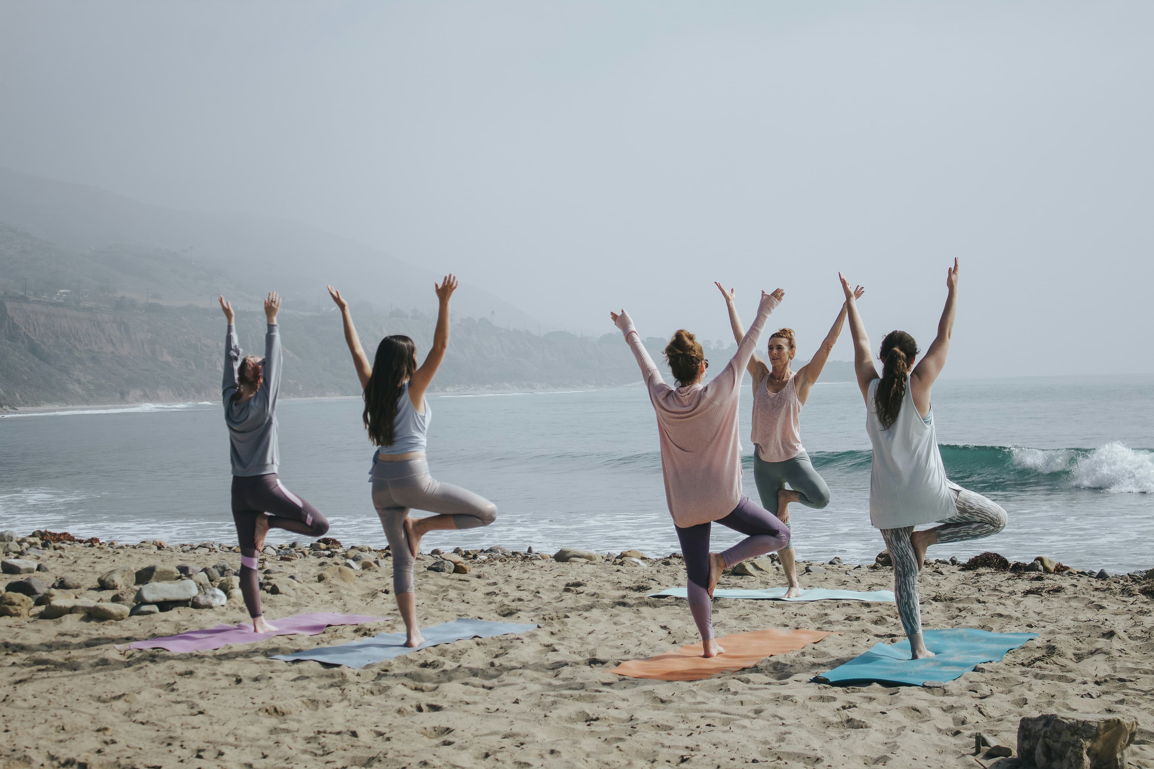 Retraites de yoga en France : comment les organiser (et ne pas y laisser sa santé mentale)